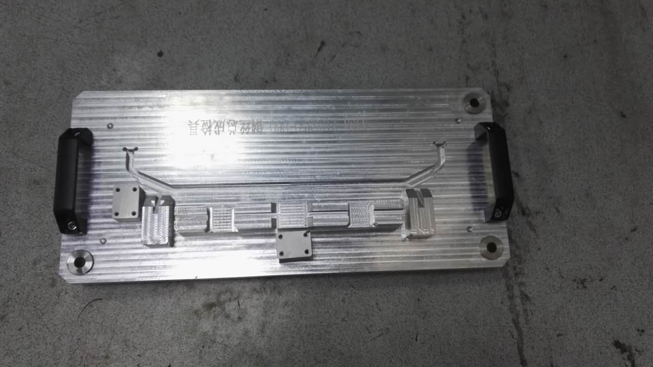 zߙzy